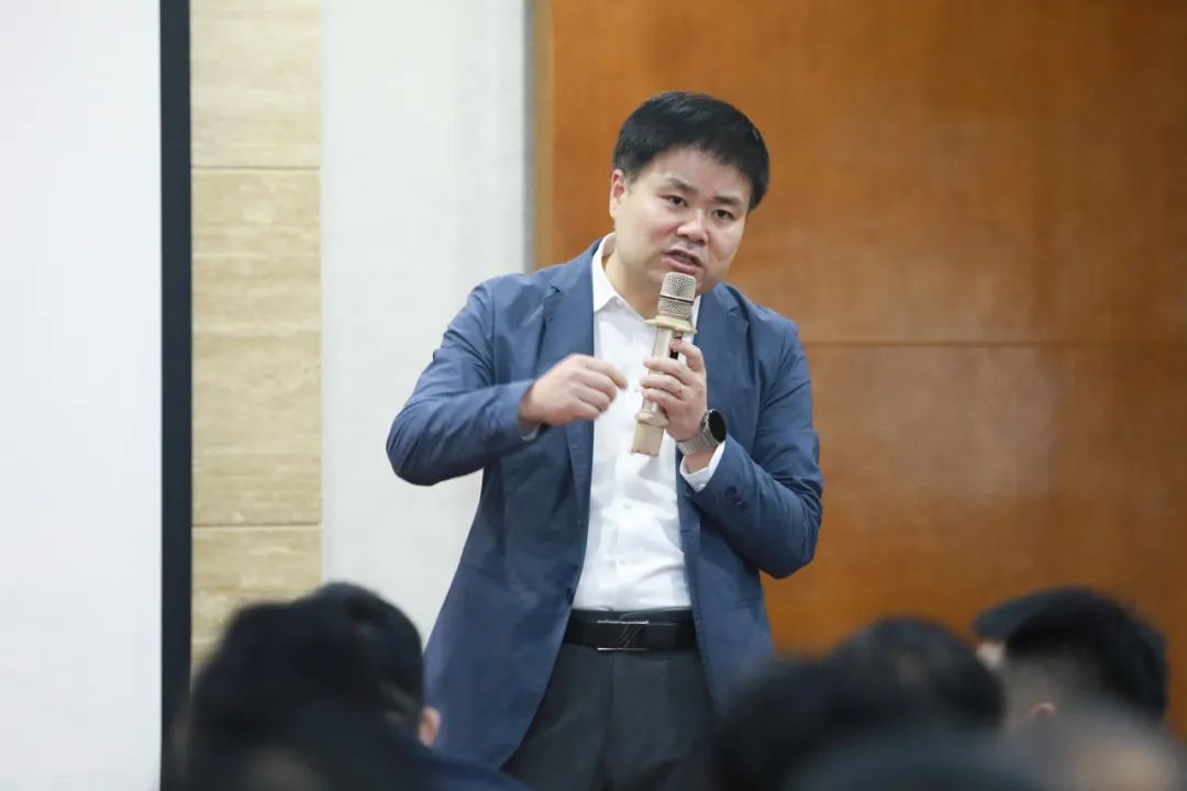 族激光智能裝備集團2023年現(xiàn)....7.jpg